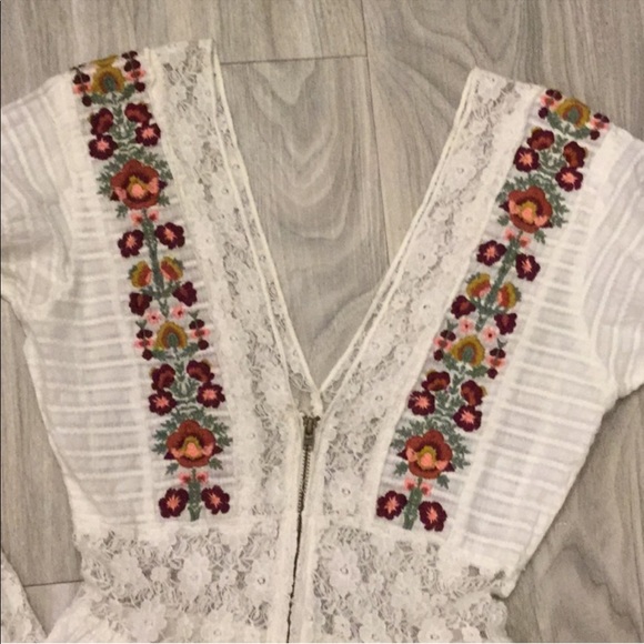 🩷 SOLD 🩷 Free People ONE White Lace Mini Dress - Picture 4 of 5